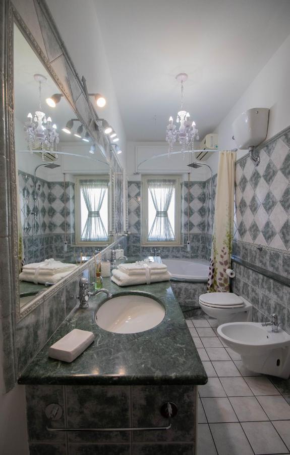 La Casa Di Adele Cagliari B&B Eksteriør bilde