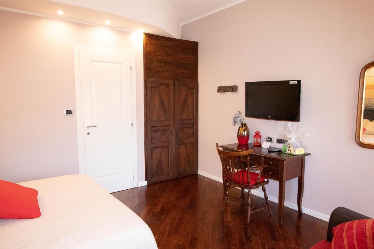 La Casa Di Adele Cagliari B&B Eksteriør bilde